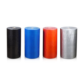 Blauer/Dichtungs-Teppich riesiges Rollen des Silber-bunter Panzerklebebands verbindet Rand